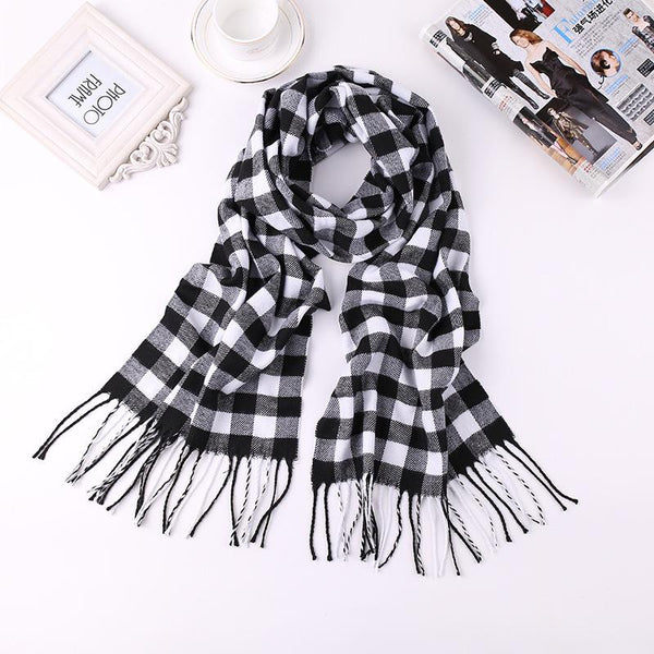 black-white-small-grid